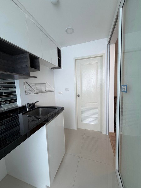picture A046759 Chateau In Town Rama 8 - 3/6