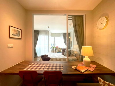 Condos for rent : Surawong City Resort | Newly renovated in Muji style | Near Samyan MRT & Chulalongkorn University | Only 20,000 THB/month 