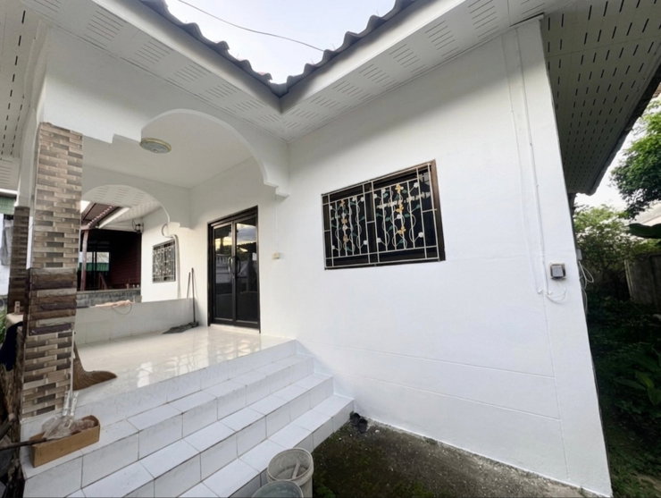 รูป ผ่อนตรงบ้านเดี่ยวใจกลางเมืองน่านน้ำไม่ท่วมหน้าการไฟฟ้าส่วนภูมิภาคน่าน - รูปที่ 1/10