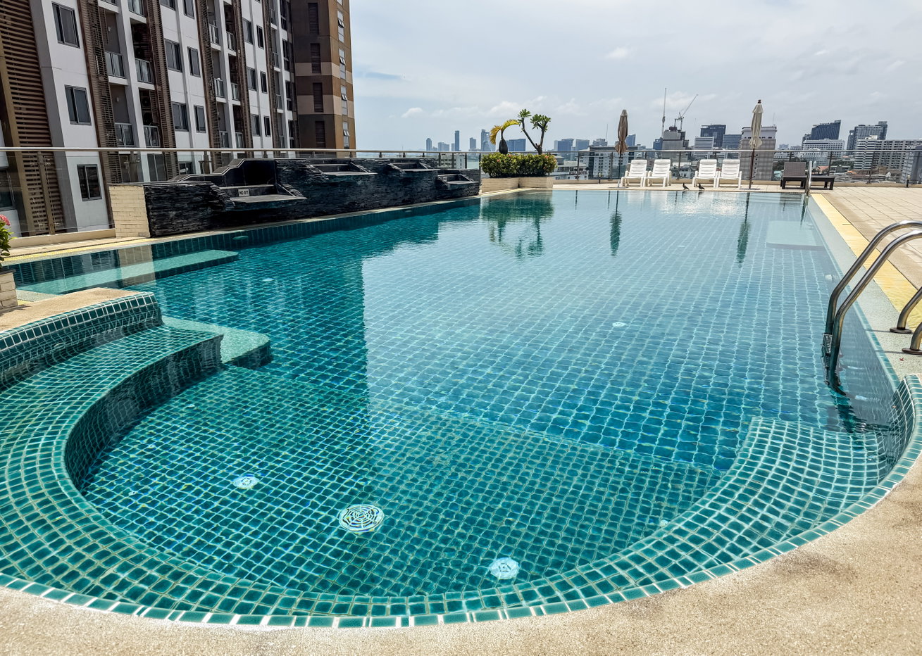 รูป Hyde Park Residence 1 Pattaya 2BR Condo for Rent Spacious Unit - รูปที่ 16/17