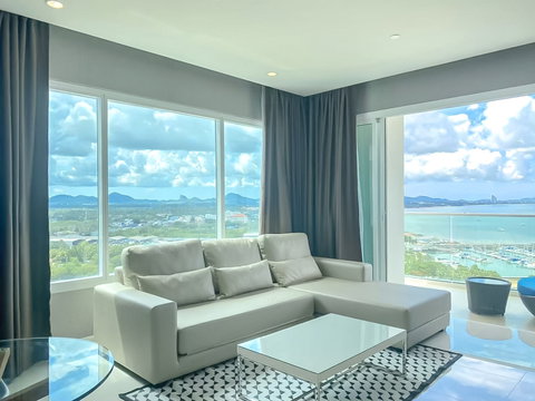 Mövenpick White Sand Beach Condo for Rent 2Bedroom Sea View