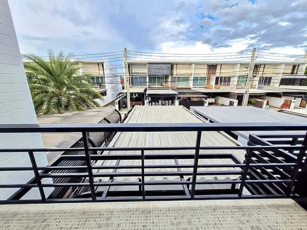 รูป Luxury 2Storey Townhome for Sale Chaiyapruek Jomtien - รูปที่ 10/11
