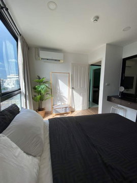 🏙️✨ FOR RENT: Wish Signature Midtown Siam — HIGH-FLOOR MODERN LIVING IN THE HEART OF SIAM!  💰 Rental Price: 27,500 THB/month
