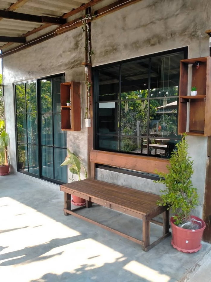 รูป 🏡 ขายด่วน! บ้านสร้างใหม่สไตล์โฮมสเตย์รีสอร์ท 2 หลังในพื้นที่เดียว ทำเลทอง อ.หางดง! T.063-6649056 - รูปที่ 17/34