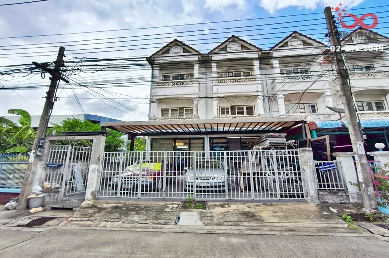 รูป ขายทาวน์โฮม 3 ชั้น 29 ตร.ว. ลาดพร้าว 113 หลังริม ใกล้รถไฟฟ้าสายสีเหลือง - รูปที่ 2/10