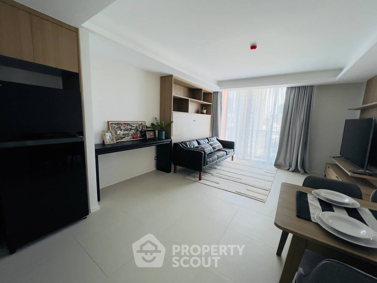 picture 15th-Floor 2-BR 70 Sqm Circle Sukhumvit 31 Near MRT Sukhumvit (ID 3080132) - 1/14