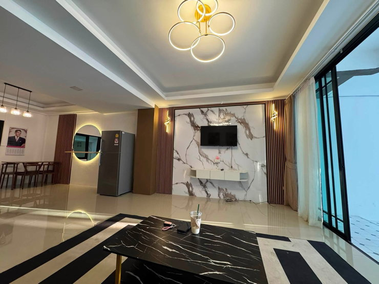picture Townhouse for rent in Pattaya  - 6/12