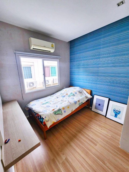 รูป ทาวน์เฮาส์แปลงมุม 2ชั้น สนามหลวง2 อัสสัมชัญธนบุรี 2.2กม. ใกล้ตลาดเวิลด์มาร์เก็ต 350ม. เฟอร์นิเจอร์ครบ เครื่องซักผ้าเพชรเกษม ทวีวัฒนา 3นอน - รูปที่ 4/8