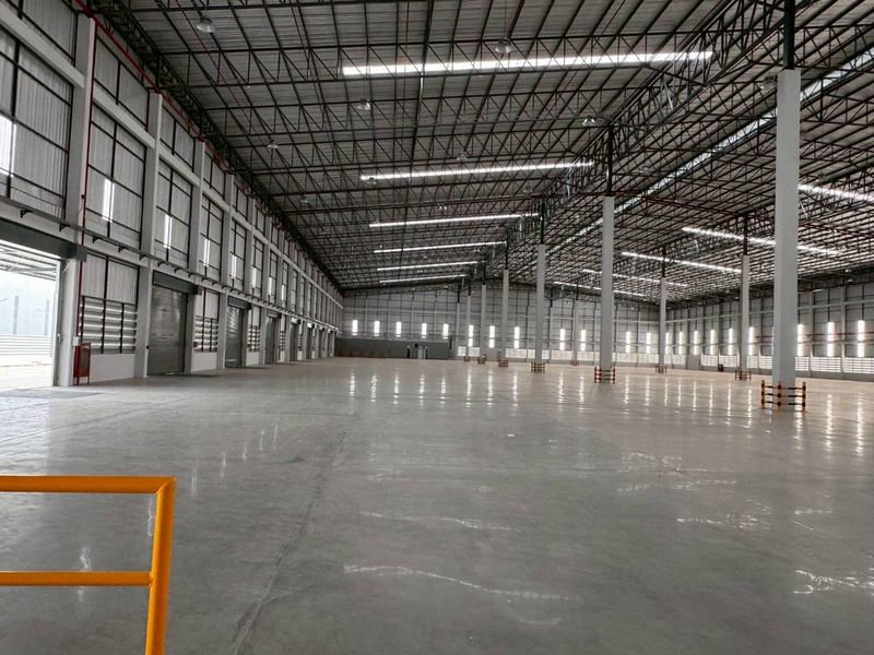 รูป ให้เช่าโรงงานมาตรฐาน พร้อมใช้งาน 9700 ตรม.ใกล้ท่าเรือแหลมฉบัง ศรีราชา - รูปที่ 4/14