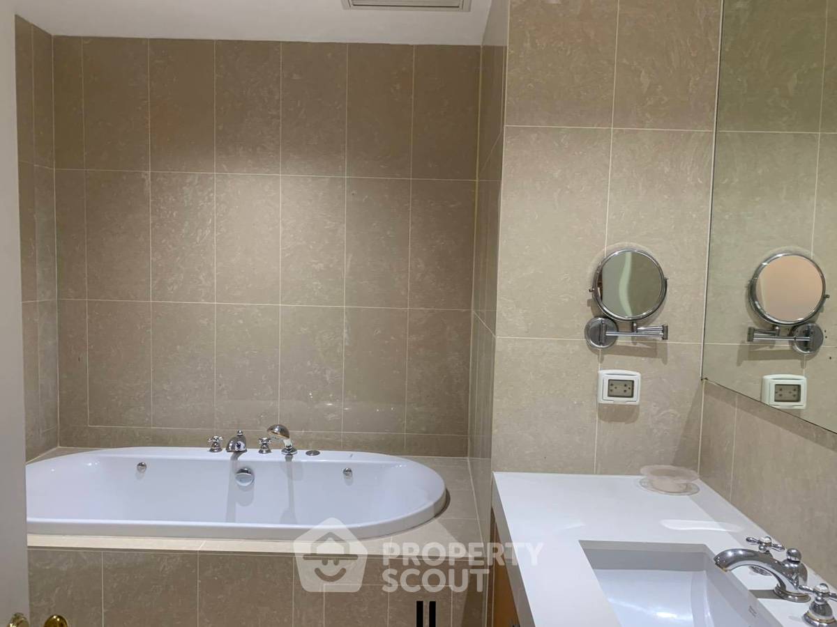 รูป คอนโดสูง 15 ชั้น 2 ห้องนอน 120 ตร.ม. Athenee Residence ใกล้ BTS เพลินจิต 200 ม. (ID 3080616) - รูปที่ 6/6