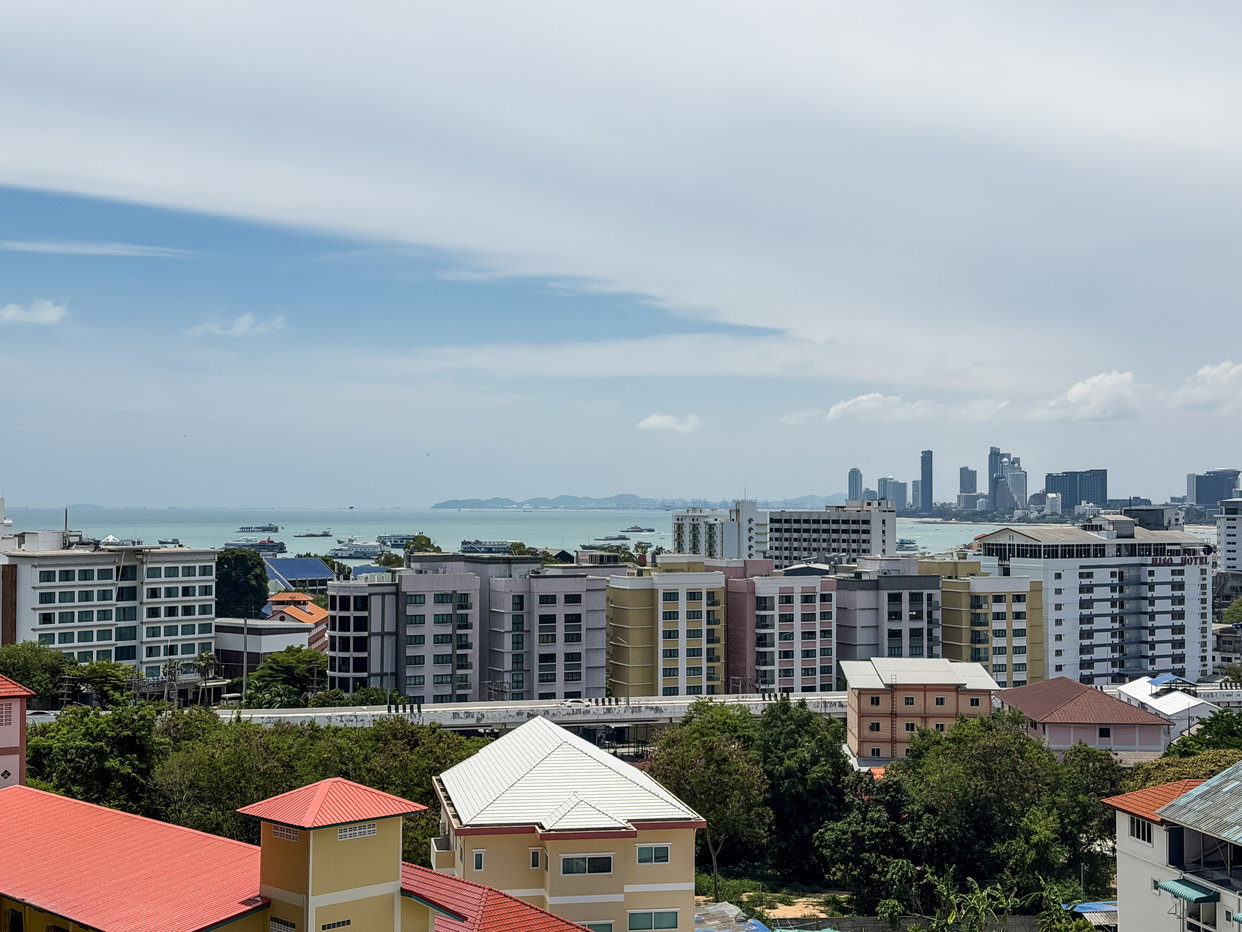 รูป Hyde Park Residence 1 Pattaya 2BR Condo for Sale Spacious Unit - รูปที่ 17/17