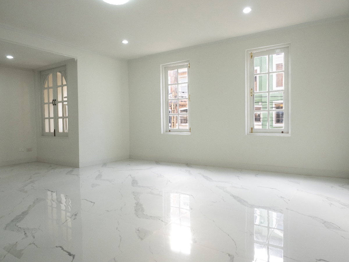 รูป ให้เช่าบ้านรีโนเวตใหม่ ใจกลางสาทร–เย็นอากาศ | Yenakart Residence | Private Residence เพียง 19 หลัง  - รูปที่ 18/46