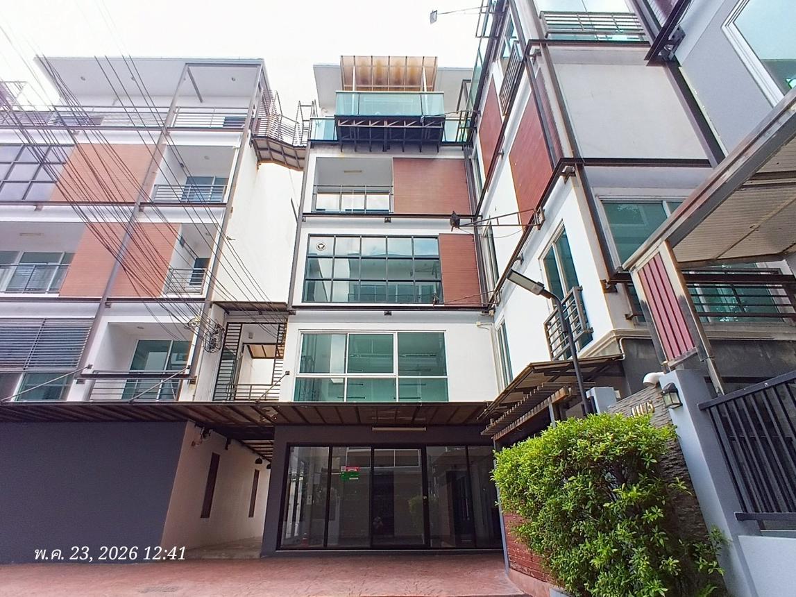 picture TOWN HOUSE 106.2 Sq.w. Lat Phrao Bangkok for 66.7M - 35/72