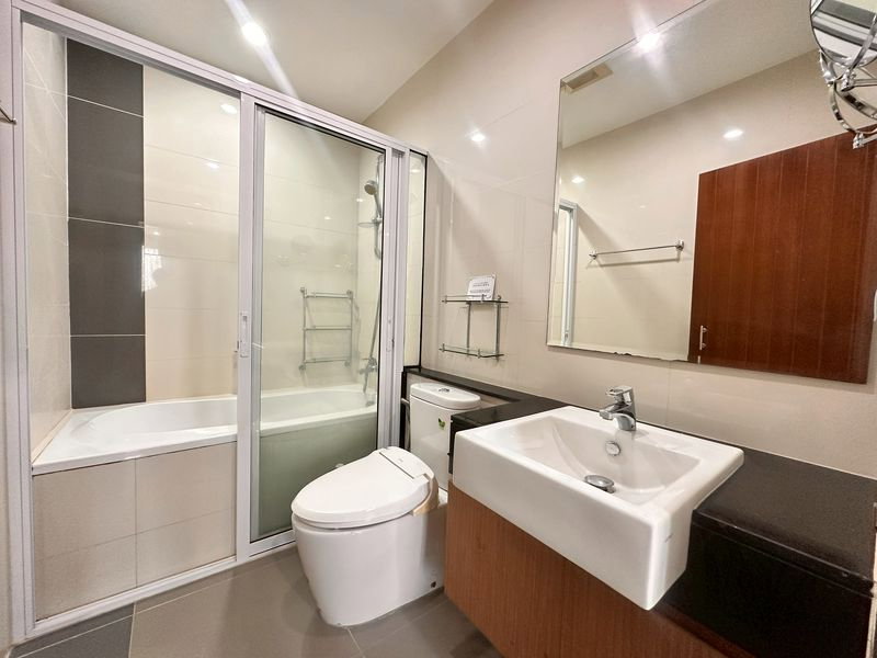 picture Condo for rent, The Sky Sriracha. Beautifully decorated unit with great view. - 8/12