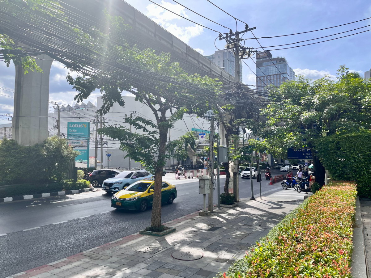 รูป คอนโดให้เช่า : IDEO Mobi Sukhumvit (ไอดีโอ โมบิ สุขุมวิท 81 ) (( BTS onnut)) MK-02 line @livingbkk - รูปที่ 23/23
