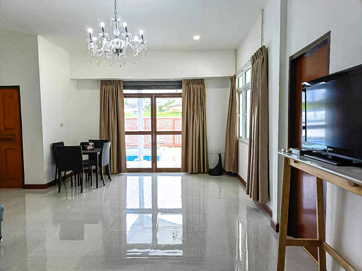 picture Detached House for Rent North Pattaya Sukhumvit 3 Bedroom - 2/13