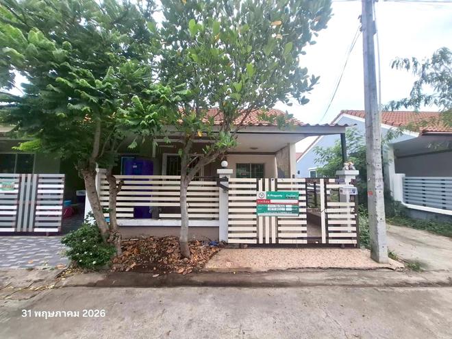 Townhouses for sale : TOWN HOUSE 19.5 Sq.w. Phan Thong Chonburi for 1.6M