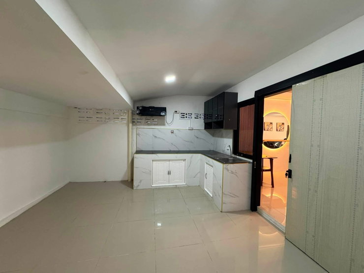 picture Townhouse for rent in Pattaya  - 7/12
