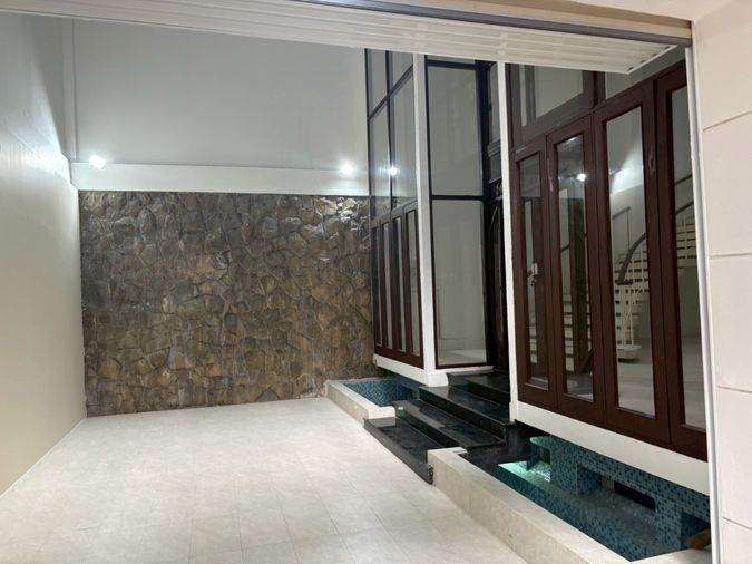 5-bed townhouse for sale, 800 sqm, 70 sq wah, Pathum Wan