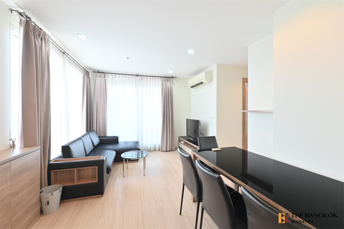 Move-in Ready, Just Bring Your Stuff RHYTHM Ratchada-Huaikhwang near MRT Huai Khwang Station