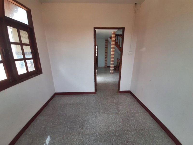 รูป AL-6-0176|บ้านพักอาศัยครึ่งตึกครึ่งไม้ 2 ชั้น หมู่ 14 ท่าอุเทน-กุสุมาลย์ (2028) ต. โพนสวรรค์ อ.โพนสวรรค์ จ.นครพนม (ราคา 520,000 บาท) - รูปที่ 4/10