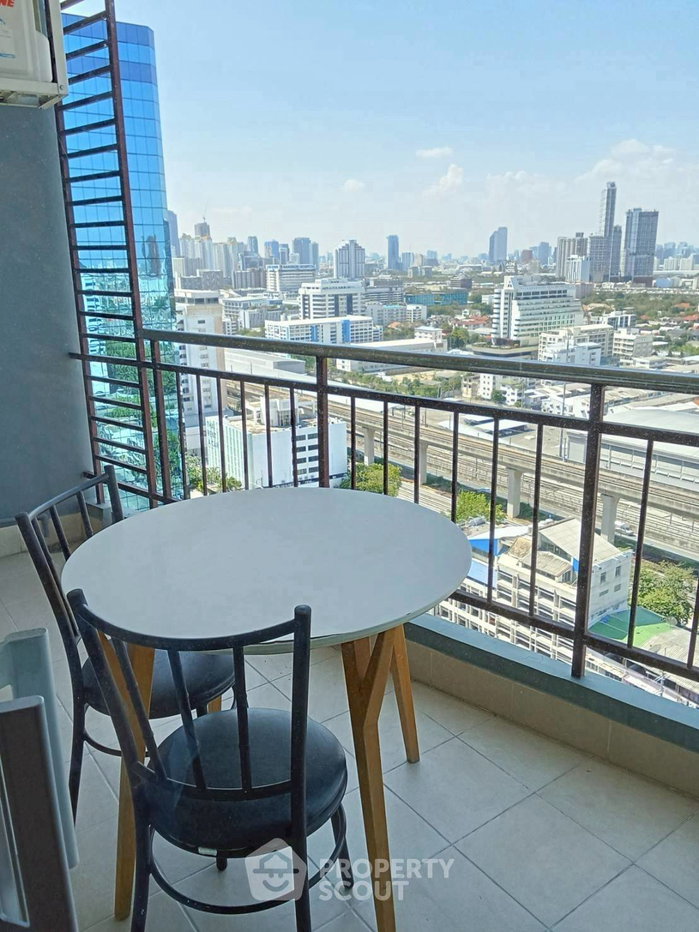 picture High-Floor 2-BR 75 Sqm Supalai Park Ekamai - Thonglor Near ARL Ramkhamhaeng (ID 3080176) - 9/20