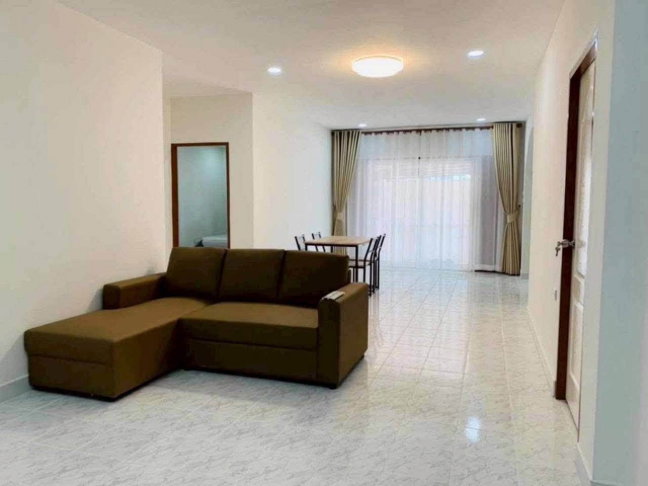 รูป ให้เช่าบ้านพร้อมออฟฟิต พื้นที่เยอะ 5 ห้องนอน ม.วันทนา พัทยา - รูปที่ 16/18