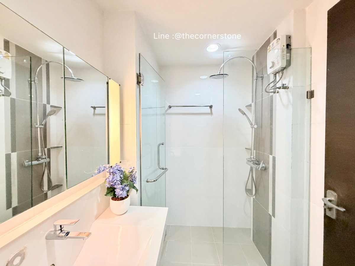 รูป พร้อมให้เช่า " 𝐑𝐡𝐲𝐭𝐡𝐦 รัชดา"   15,500 บาท  1 ห้องนอน  ติด MRT-รัชดาภิเษก [ 260704 ] - รูปที่ 20/20