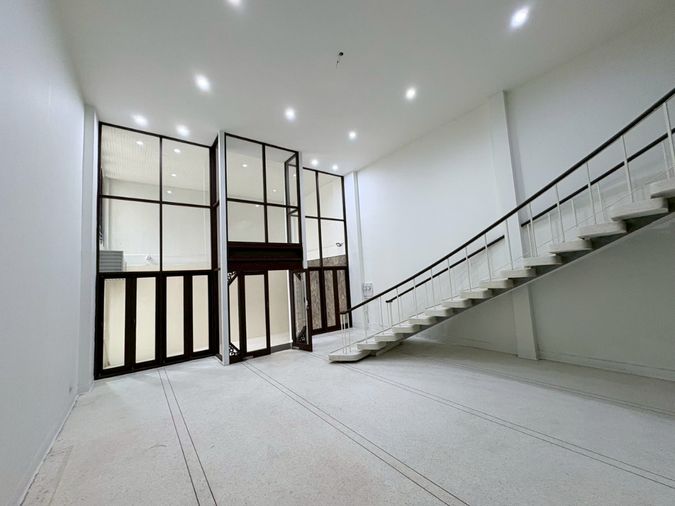 5-bed townhouse for sale, 800 sqm, 70 sq wah, Pathum Wan