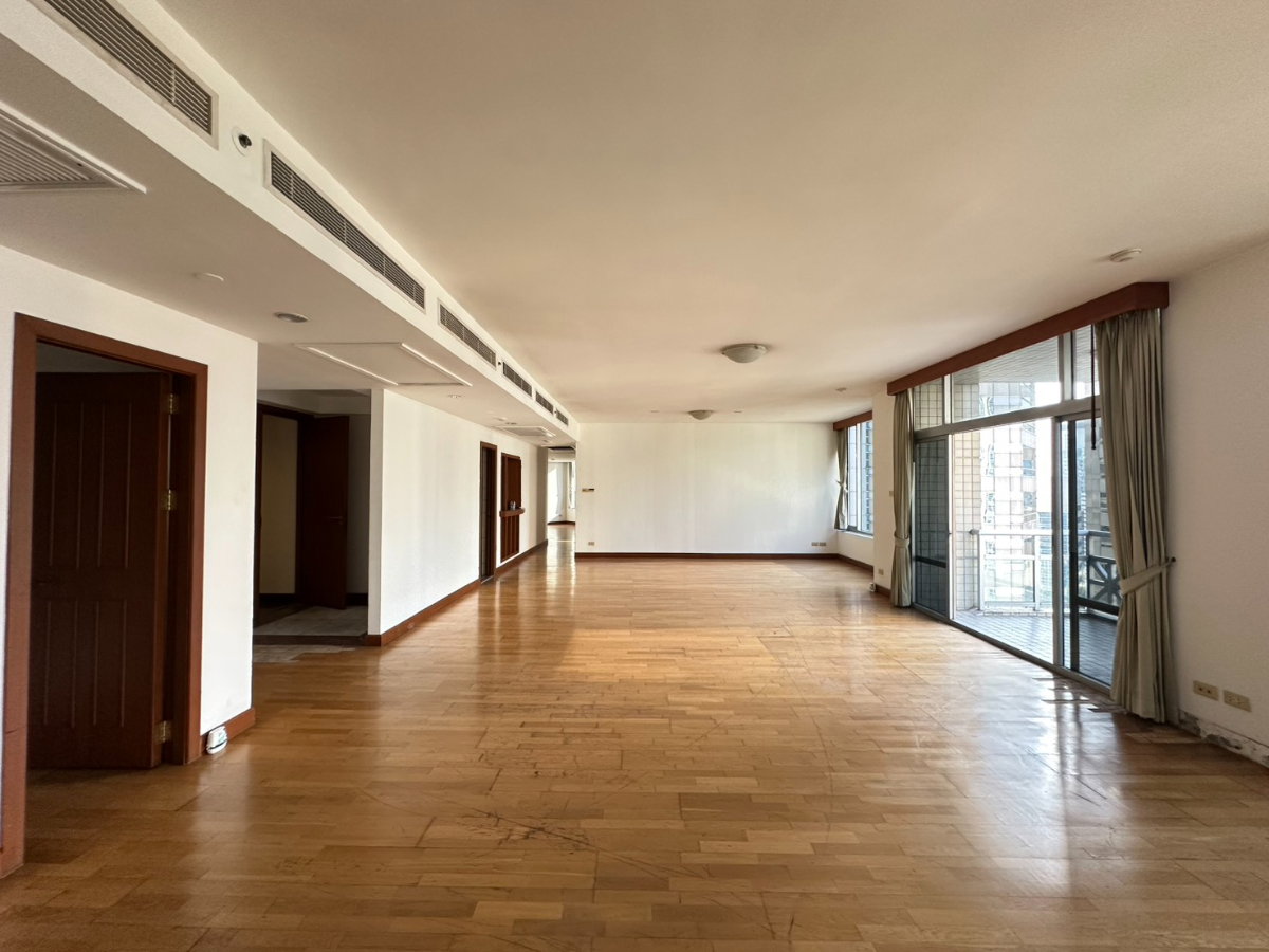 picture Sale Condo  All Season Mansion 4 bedroom, 316 sqm. bare shell - 18/20