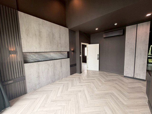 รูป ให้เช่าบ้านเดี่ยว2ชั้น 68ตรว. Luxury ถนน จตุโชติ ใกล้ จุดขึ้นลงทางด่วนจตุโชติ - รูปที่ 6/8