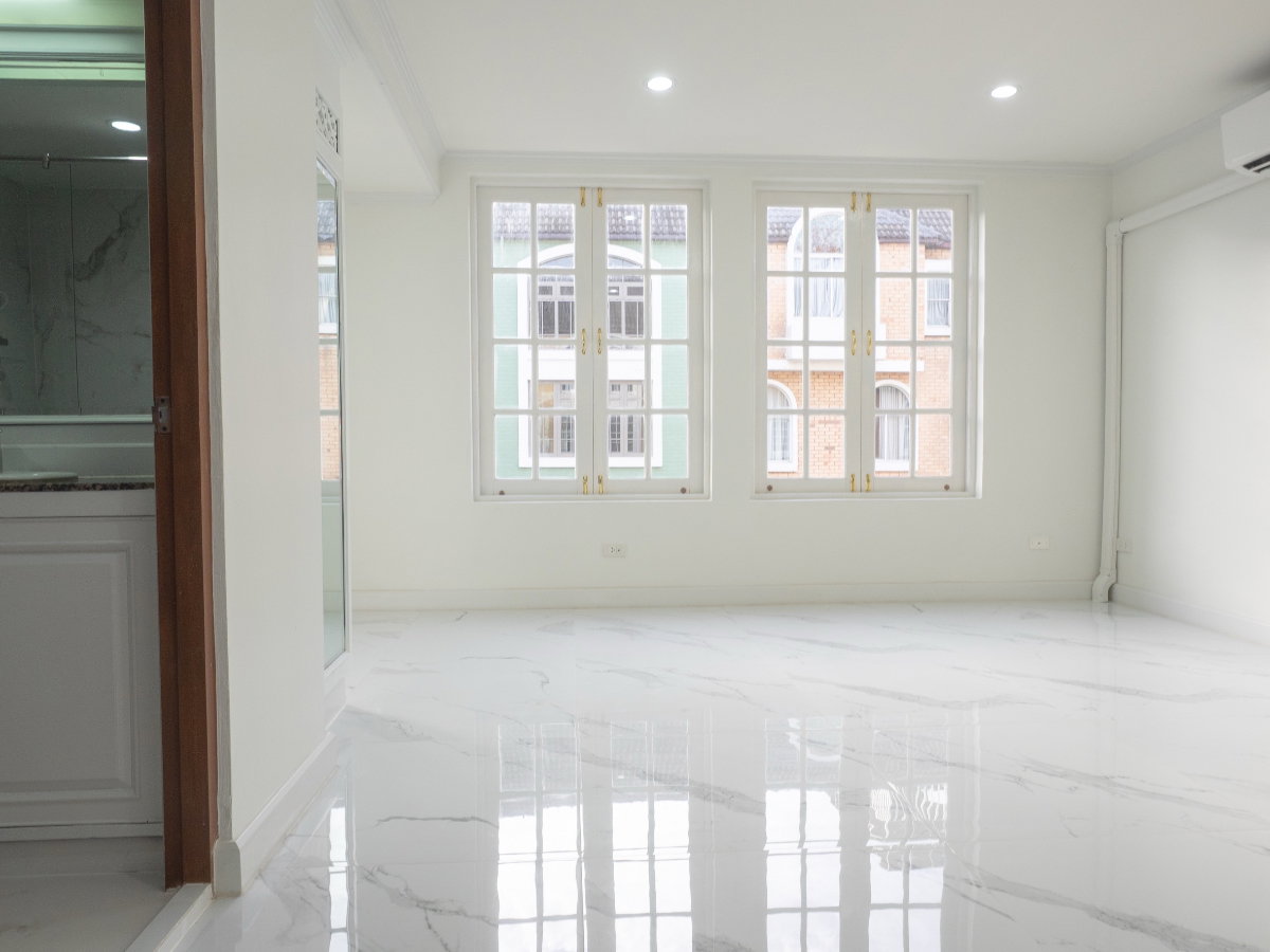 รูป ให้เช่าบ้านรีโนเวตใหม่ ใจกลางสาทร–เย็นอากาศ | Yenakart Residence | Private Residence เพียง 19 หลัง  - รูปที่ 37/46