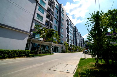 Condos for sale : A047109 The Bella Condo Rama 2