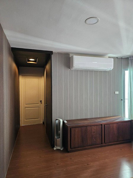 picture A046726 Belle Grand Rama 9 - 8/8