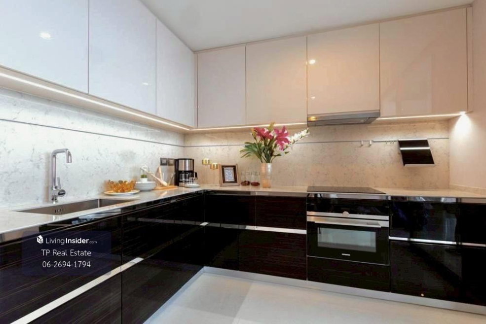 picture For Rent 💠 𝐓𝐡𝐞 𝐁𝐚𝐧𝐠𝐤𝐨𝐤 𝐒𝐚𝐭𝐡𝐨𝐫𝐧 • 2 bedrooms • 2 bathrooms • 125 sq.m. Fully Furnished and Ready to move!! Call. 062-6941794 - 6/11