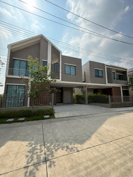 ให้เช่าบ้าน โครงการ Siamese Blossom พหล วิภาวดี 3ห้องนอน 4ห้องน้ำ