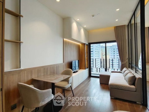 High-Floor 1-BR 43 Sqm At Muniq Sukhumvit 23, 100m to MRT Sukhumvit (ID 2711555)