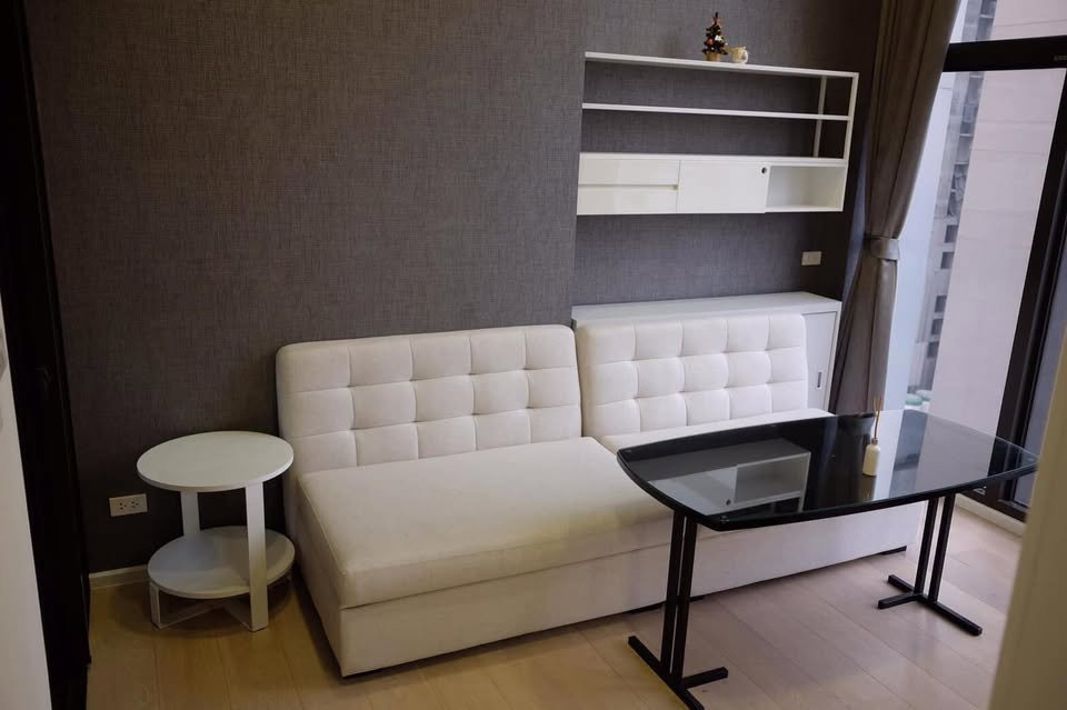 picture Chewathai Residence Asoke For rent , ready to move in Fully Furnished  - 1/8