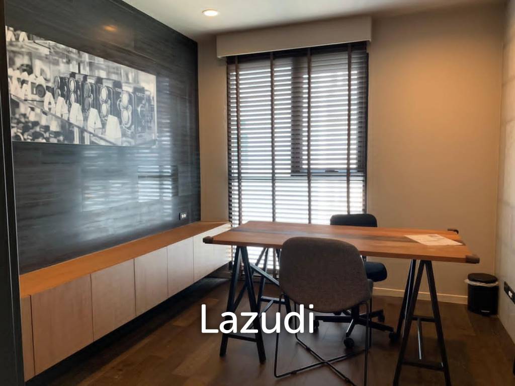 รูป 311 sqm loft-style condo on 7th floor in Khlong Toei Nuea Bangkok - รูปที่ 9/17