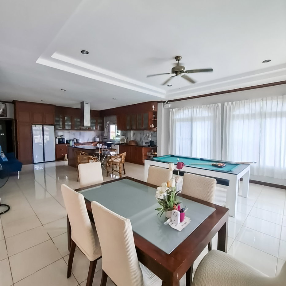 picture Pool Villa for Sale Pratumnak Pattaya Near Thappraya Road - 5/14