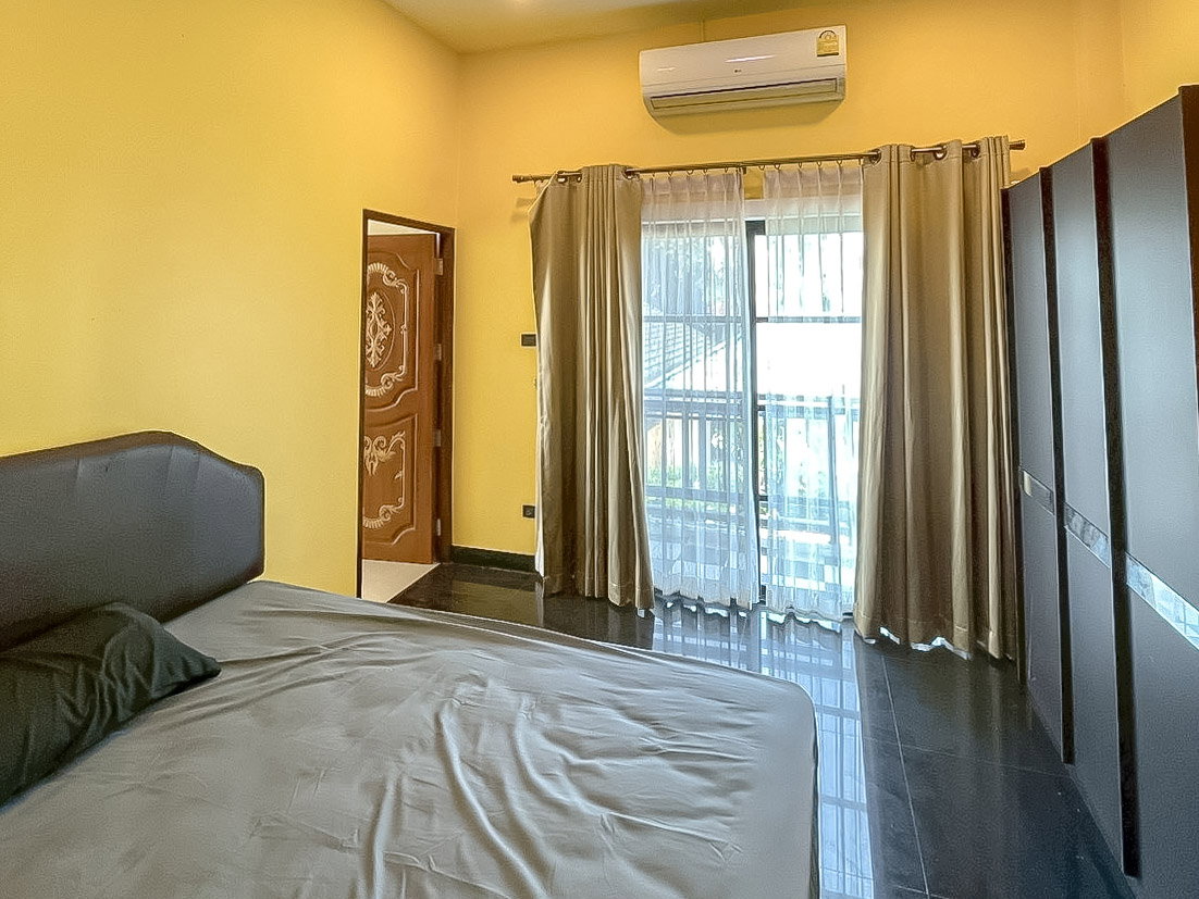 รูป Luxury 2Storey House for Sale Noen Plub Wan East Pattaya 5Bed - รูปที่ 13/25