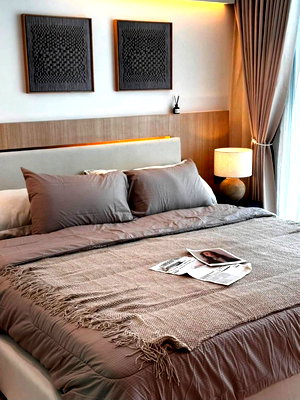 Condos for sale 700 Year Sports Arena Chiang Mai : For Sale: Viangping Condo, next to Maya Shopping Mall, near Nimmanhaemin. Tel. 098-9690236 (Janny)