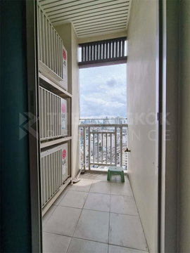 Chewathai Ratchaprarop Condo in High-potential, Central City Location