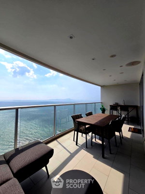 Condos for sale : 3-BR 161 Sqm High-Floor Condo At The Sand Condominium, Phratamnak (ID 3082399)