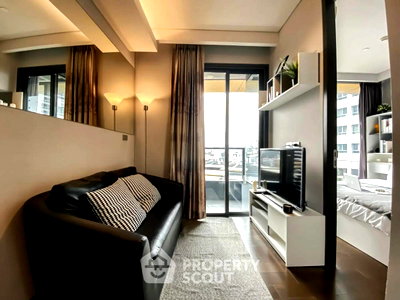 Condos for rent : 1-BR Condo At The Lumpini 24, 28 Sqm Near BTS Phrom Phong (ID 3082229)