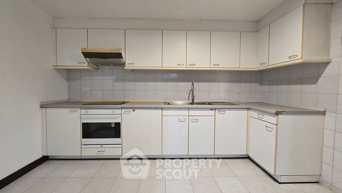 รูป คอนโด 3 ห้องนอน ให้เช่า ใน ลีอัง การ์เดน ใกล้ช่องนนทรี ยานนาวา (ID 3082894) - รูปที่ 8/20