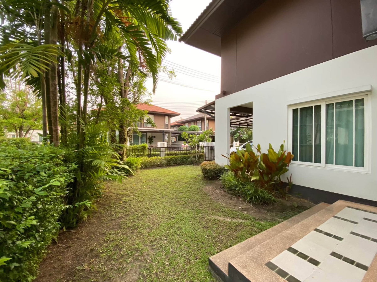 picture 2-Storey Detached House for Rent - 14/14