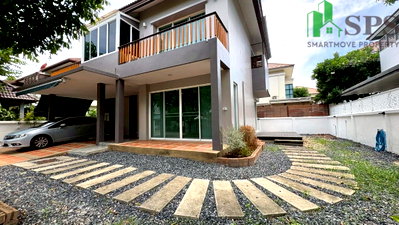 เช่าบ้านเดี่ยว สมุทรปราการ : ให้เช่า | Villa Arcadia ศรีนครินทร์ ใกล้เมกาบางนา เลี้ยงสัตว์ได้ (SPSMG46)