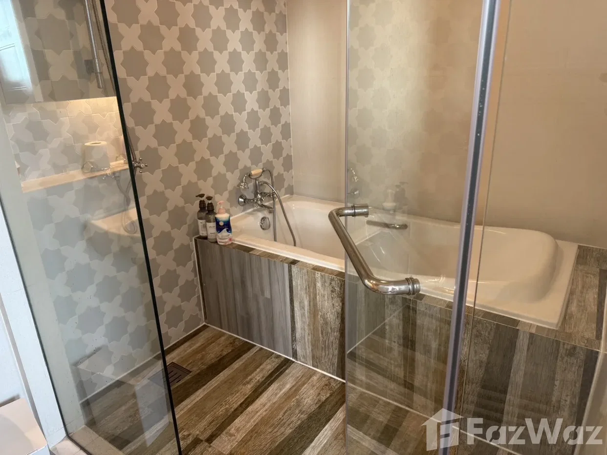 picture Luxury 1-BR Condo For Rent at (Aguston Sukhumvit 22) 6578747 - 3/11