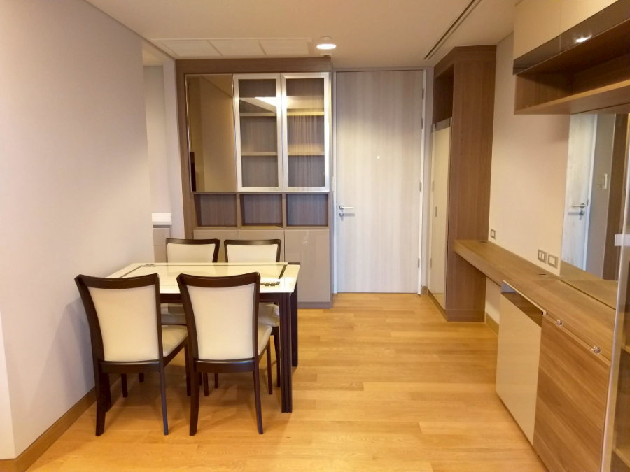 รูป 🌆✨ The Lumpini 24 ห้องสวย Luxury Cozy 🤎 2 Bed กว้างอยู่สบาย ใกล้ BTS Phrom Phong พร้อมเฟอร์ครบและวิวเมืองสุดอบอุ่น 🌿 - รูปที่ 7/9